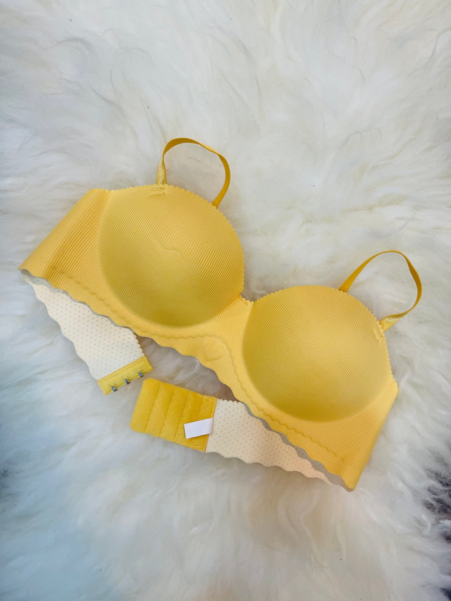 Truekind® Imported Seamless Floral Pattern Padded Bra – Yellow Edition 🎁