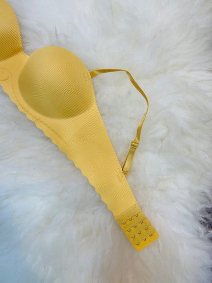 Truekind® Imported Seamless Floral Pattern Padded Bra – Yellow Edition 🎁