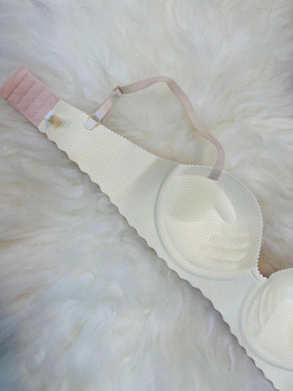 Truekind® Imported Seamless Floral Pattern Padded Bra – Light Edition 🎁